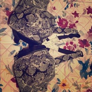 Victoria secret Sports Bra